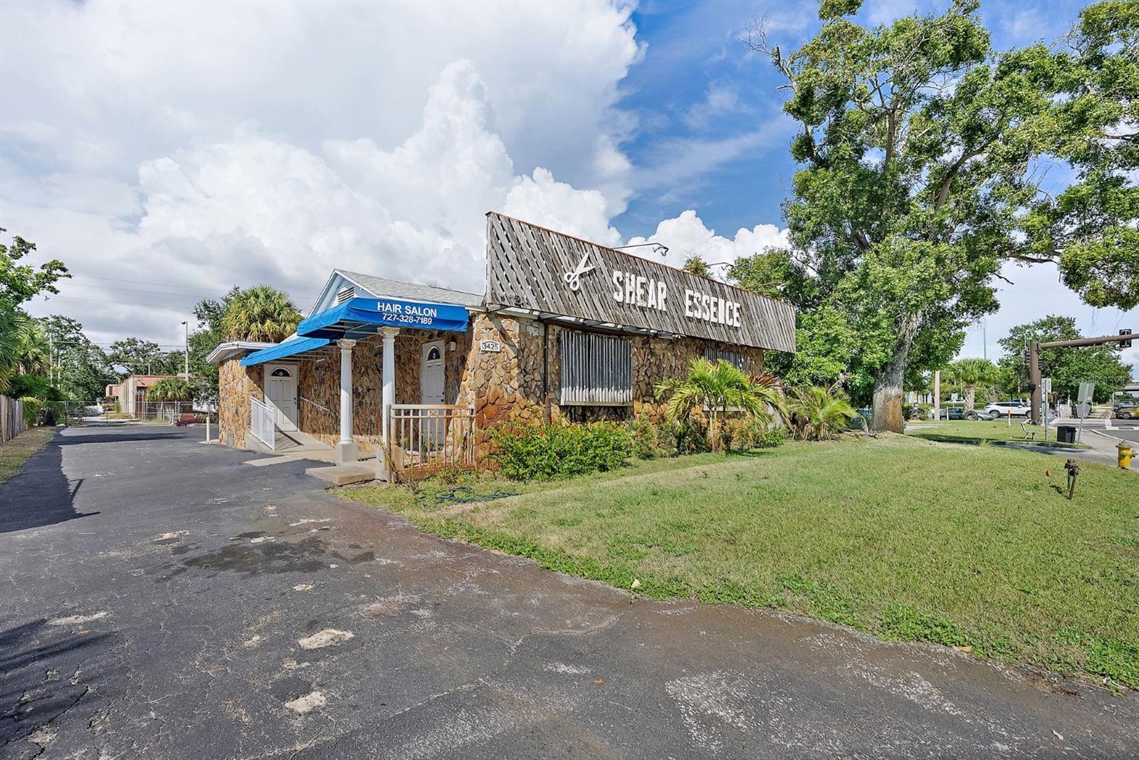 CHILDS PARK - Commercial Sale