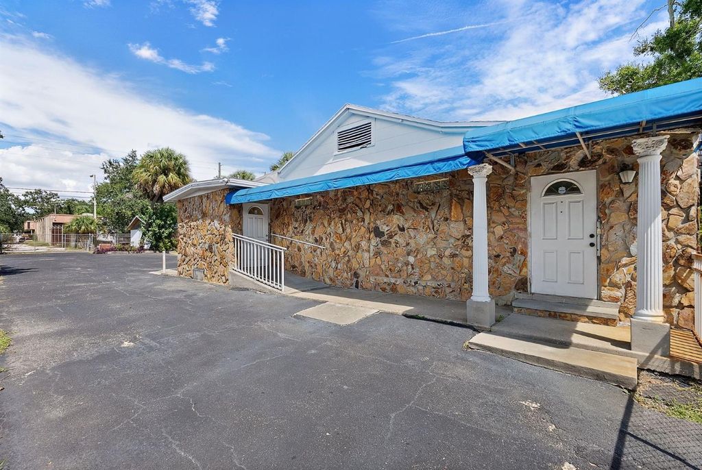 Photo of 3425 22nd Avenue S, St Petersburg, FL 33711 (MLS # TB8431429)