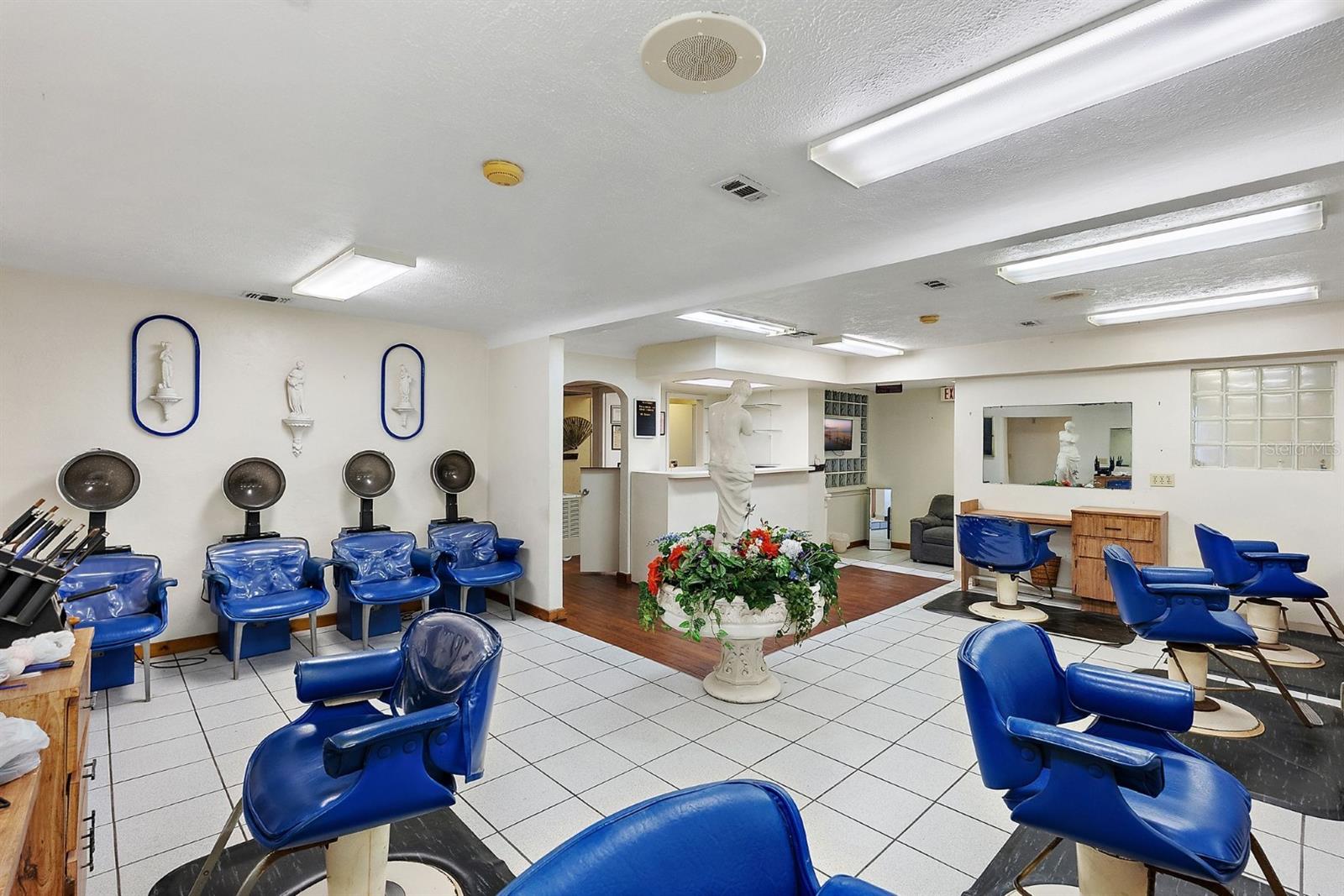 CHILDS PARK - Commercial Sale