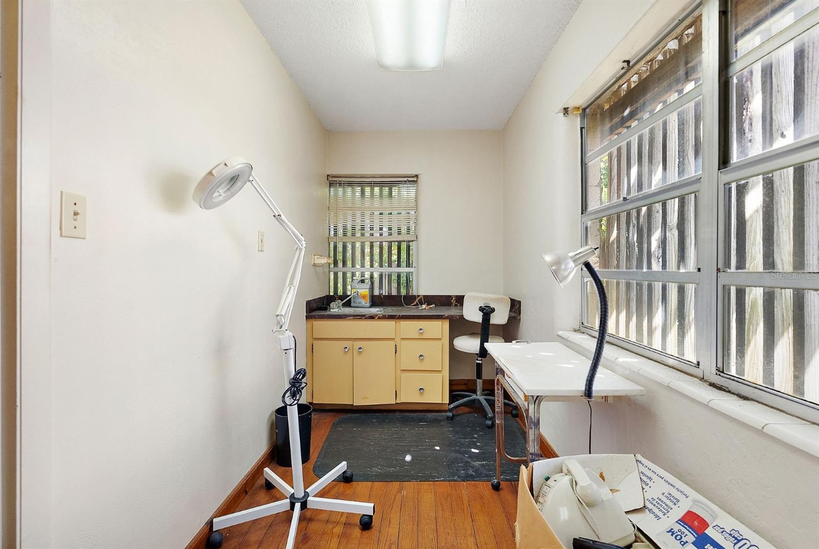 CHILDS PARK - Commercial Sale