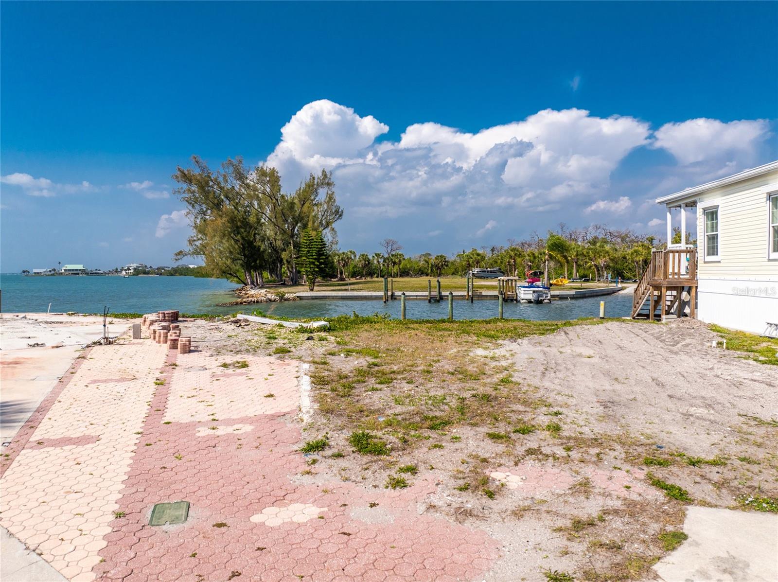 PARK POINTE MOB HME VLGE - Land