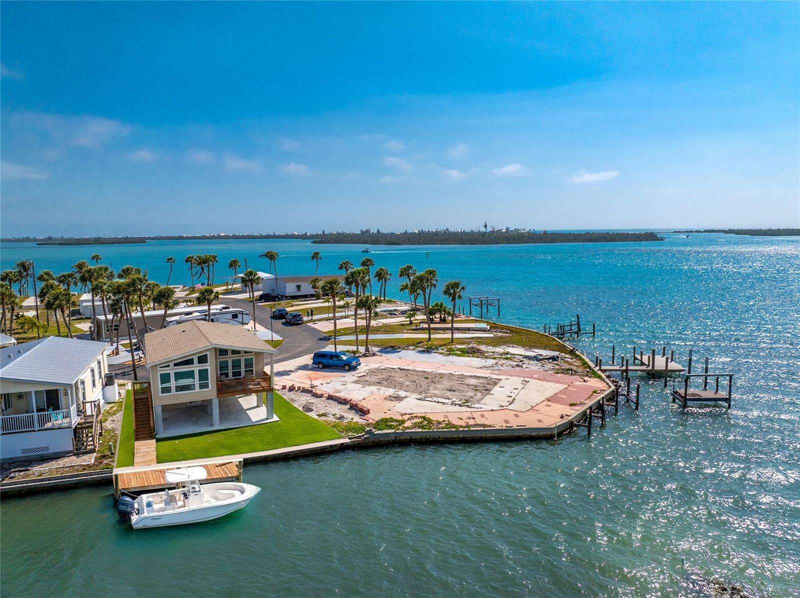 PARK POINTE MOB HME VLGE - Land