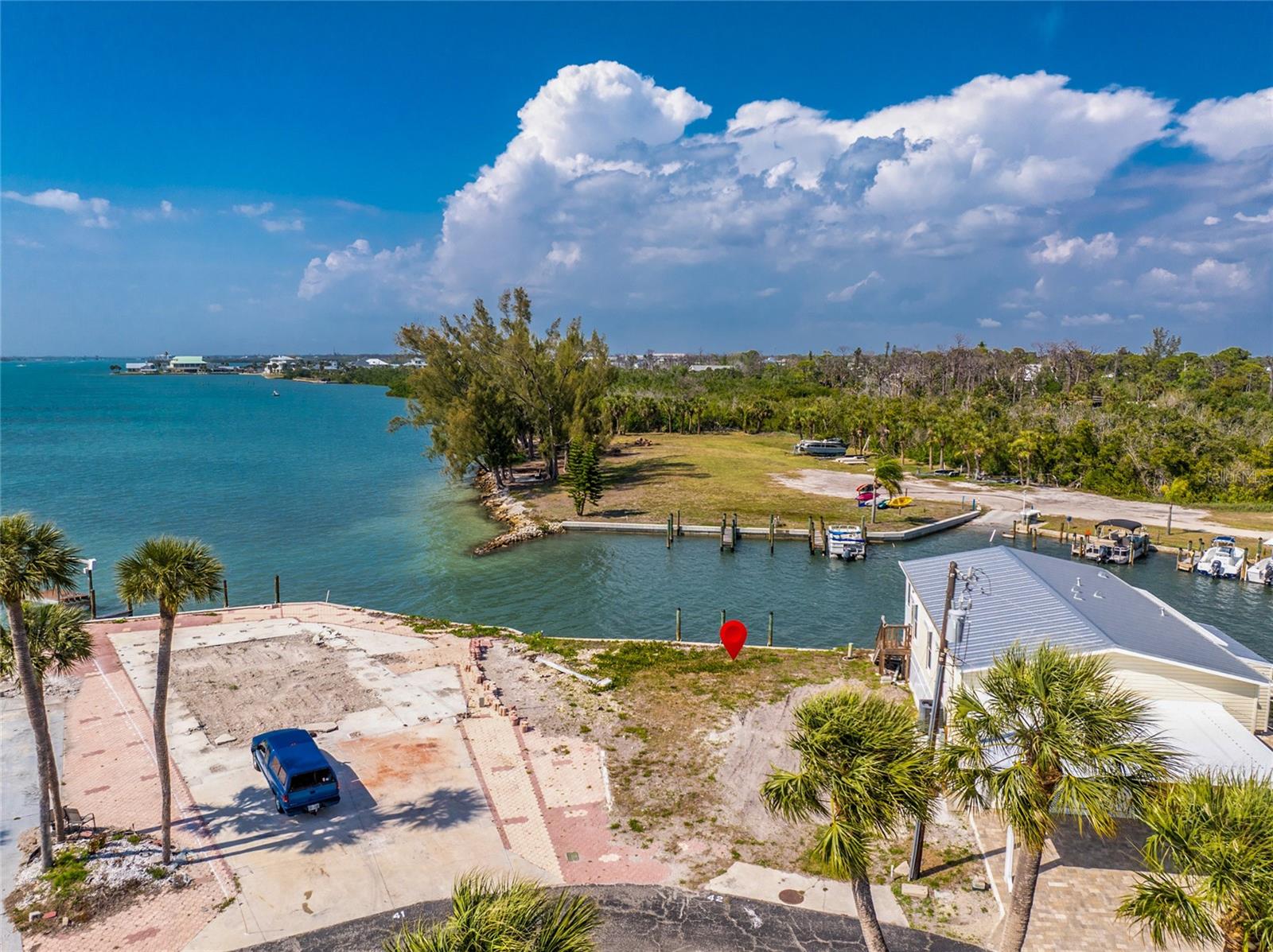 PARK POINTE MOB HME VLGE - Land