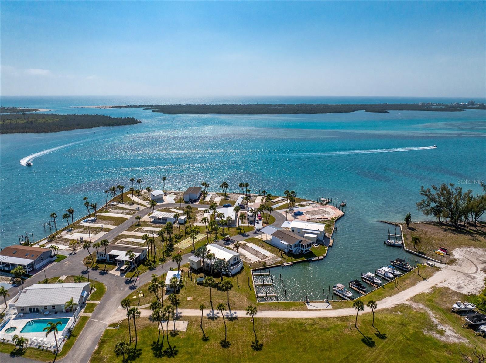 PARK POINTE MOB HME VLGE - Land