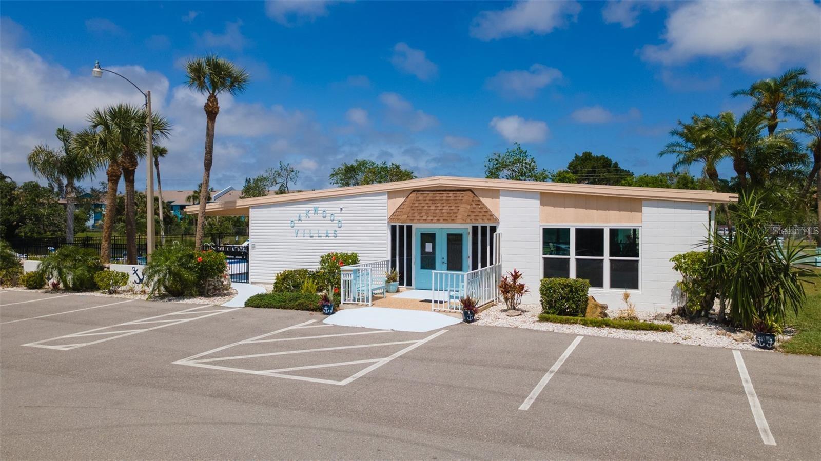 OAKWOOD VILLAS,  B - Residential