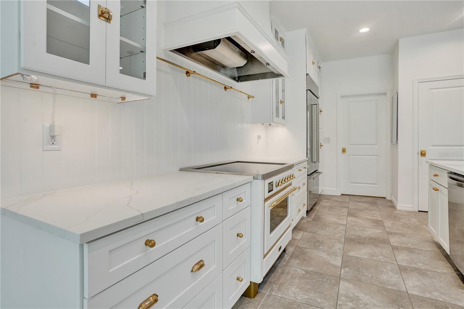 LANDING PH 1 - Residential