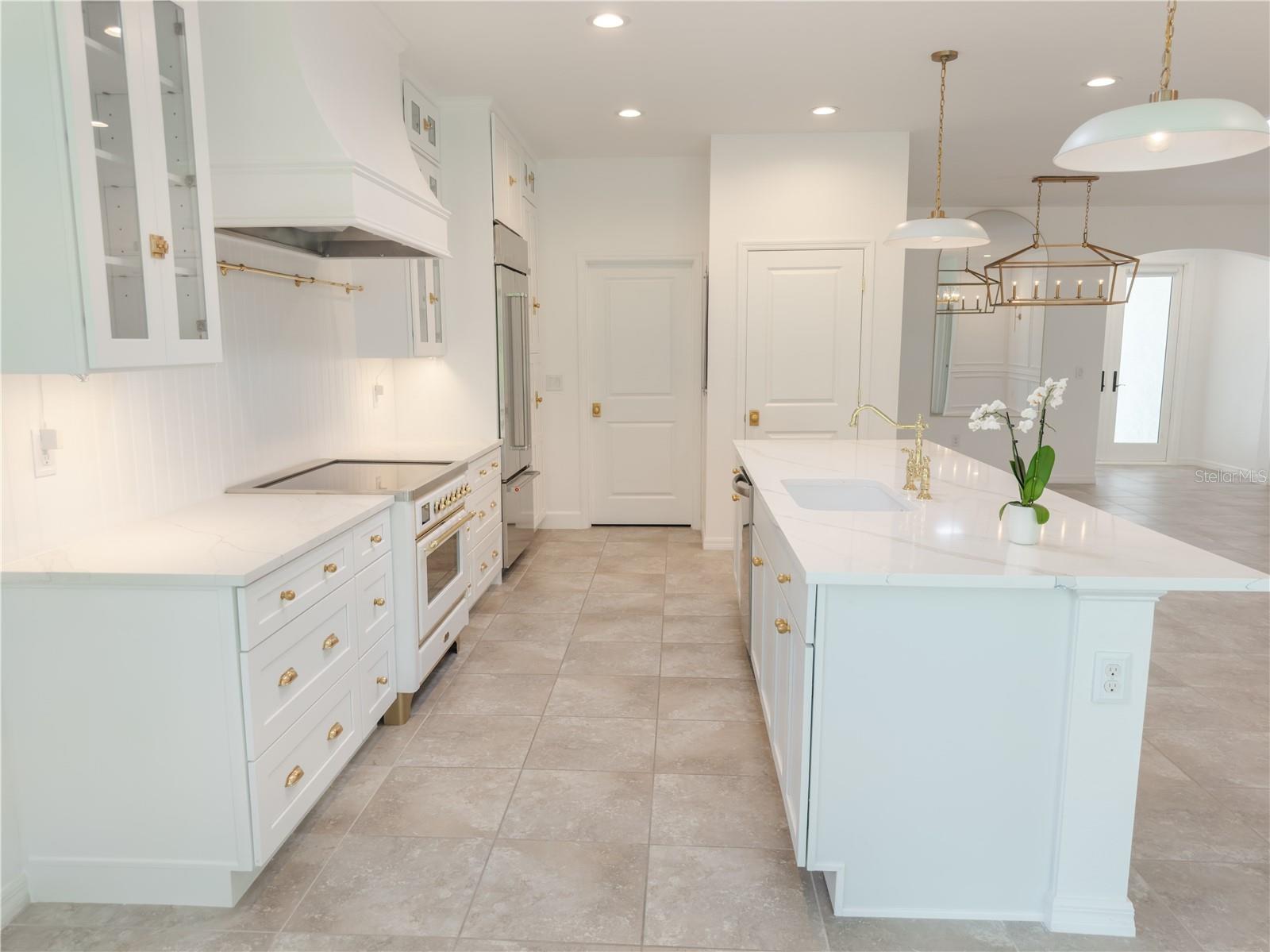 LANDING PH 1 - Residential