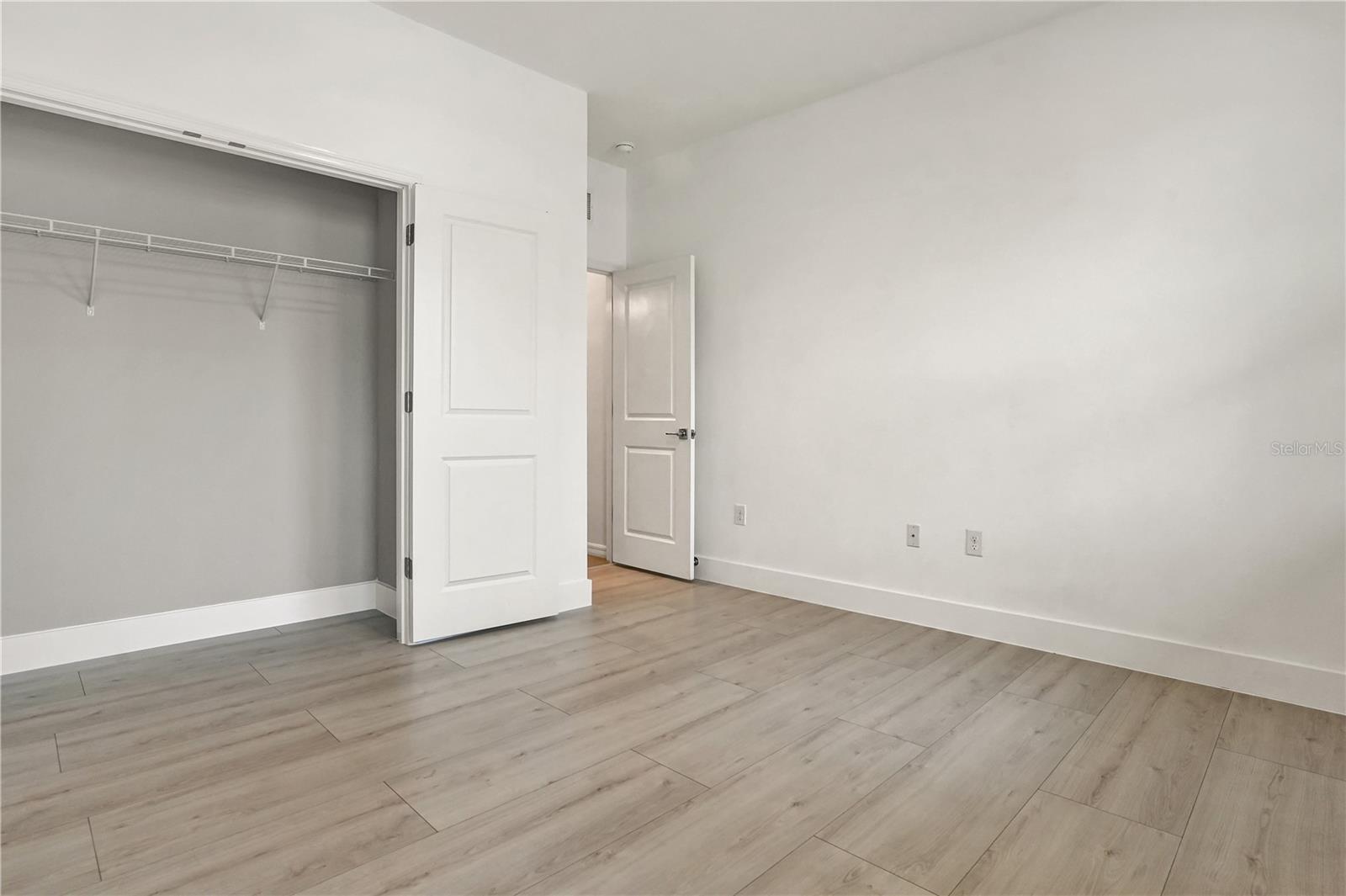 LANDING PH 1 - Residential