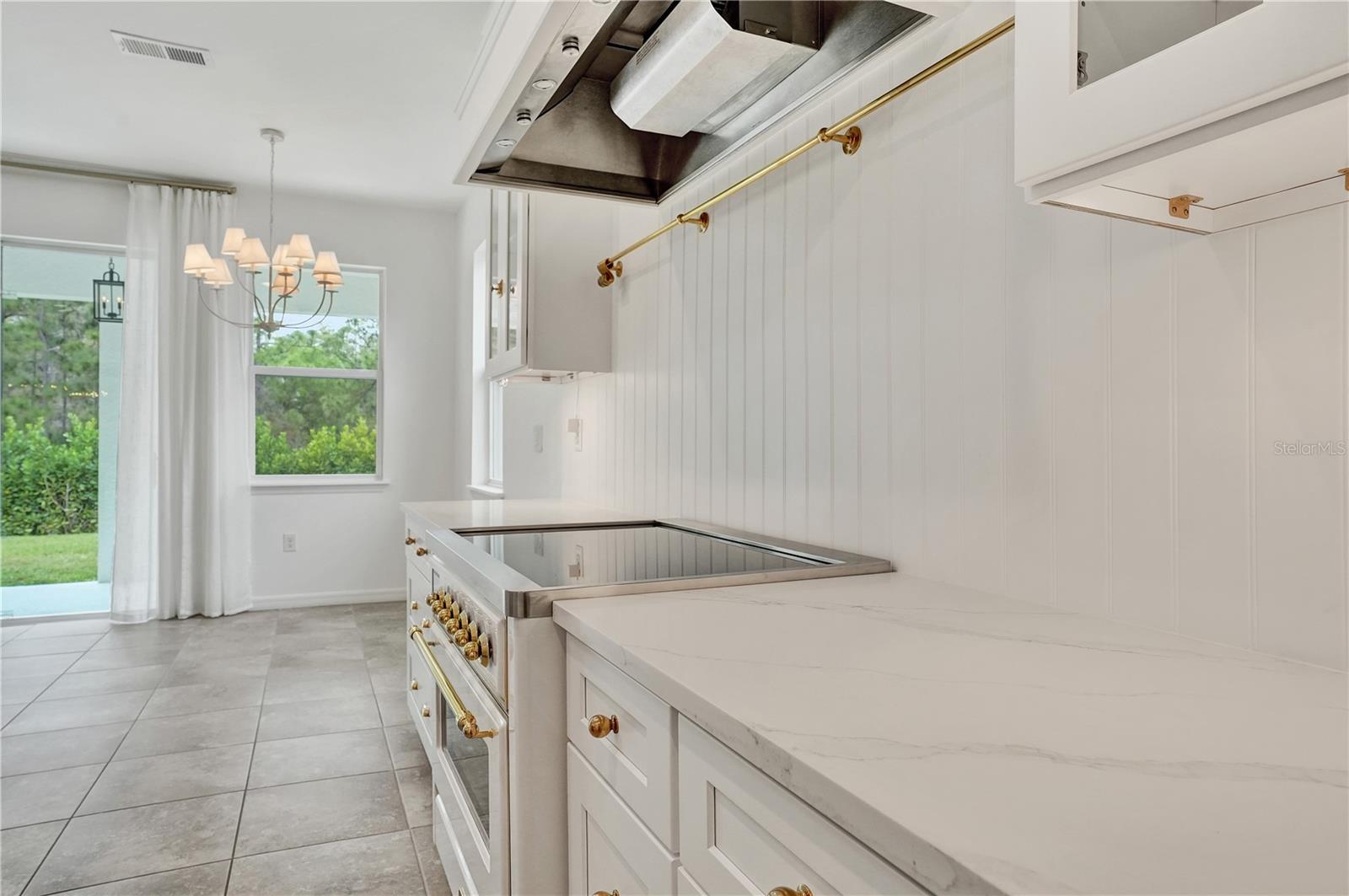 LANDING PH 1 - Residential