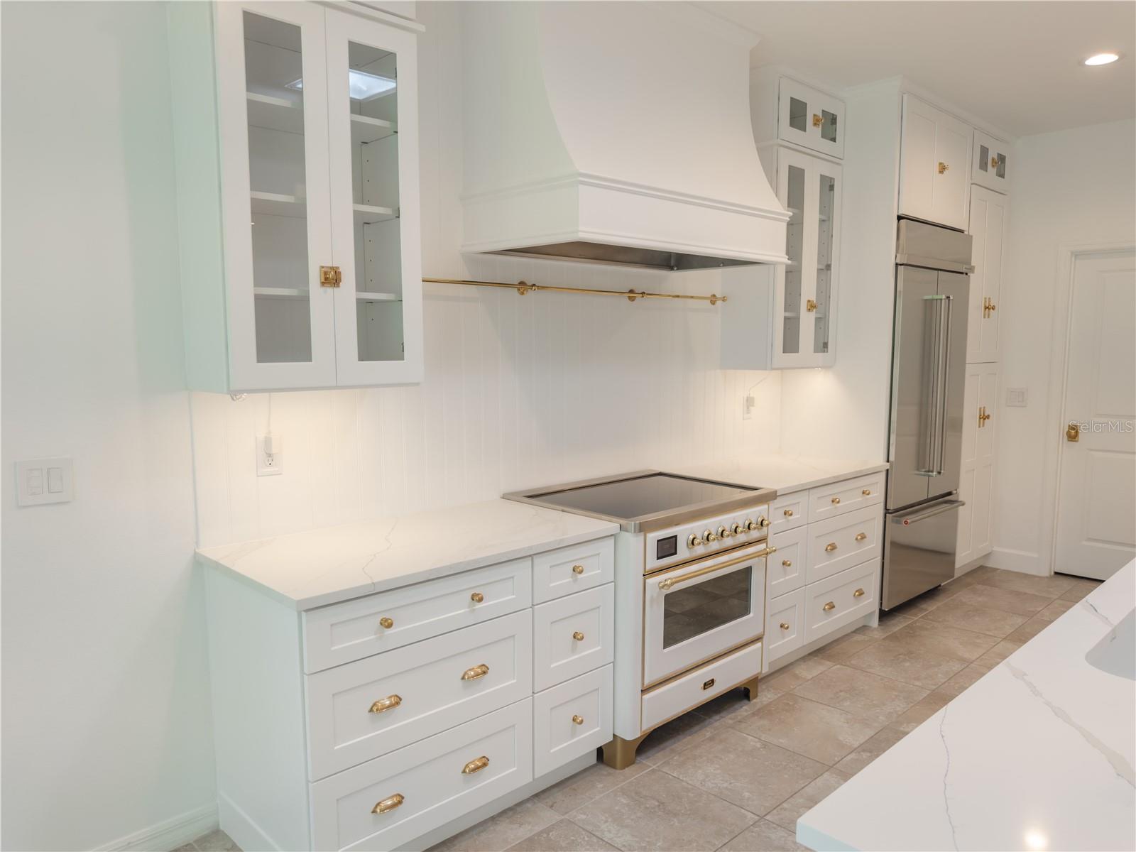 LANDING PH 1 - Residential