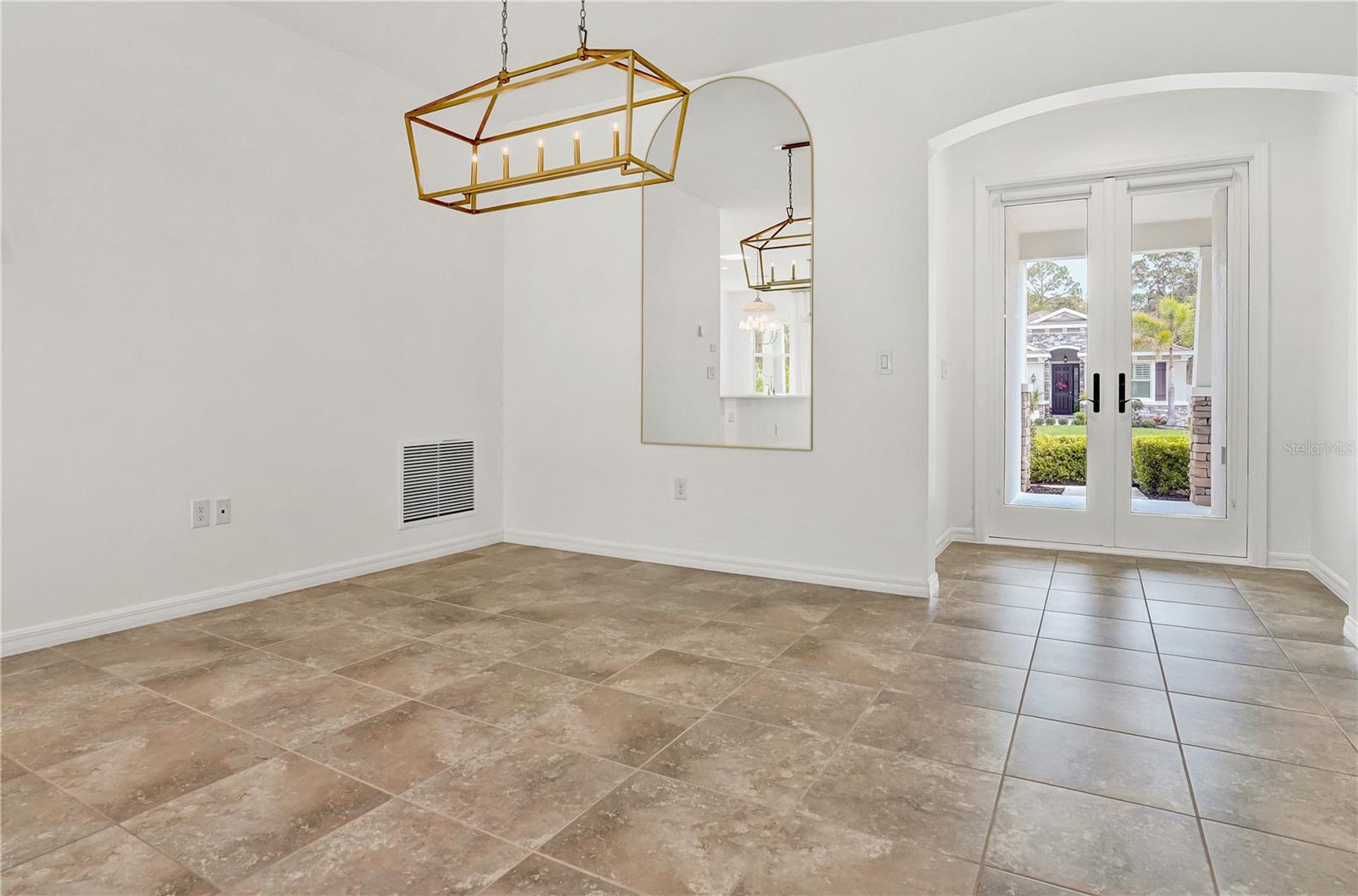 LANDING PH 1 - Residential