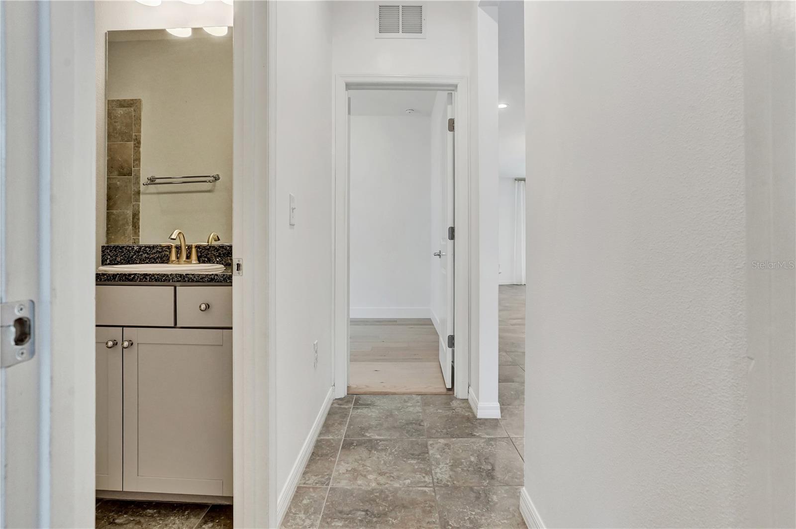 LANDING PH 1 - Residential