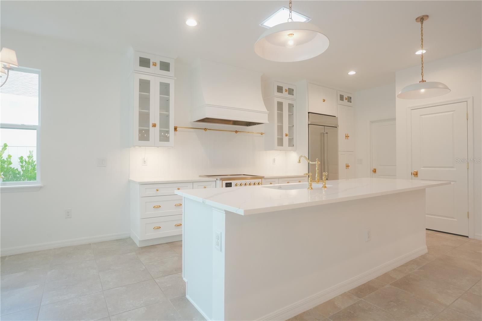 LANDING PH 1 - Residential