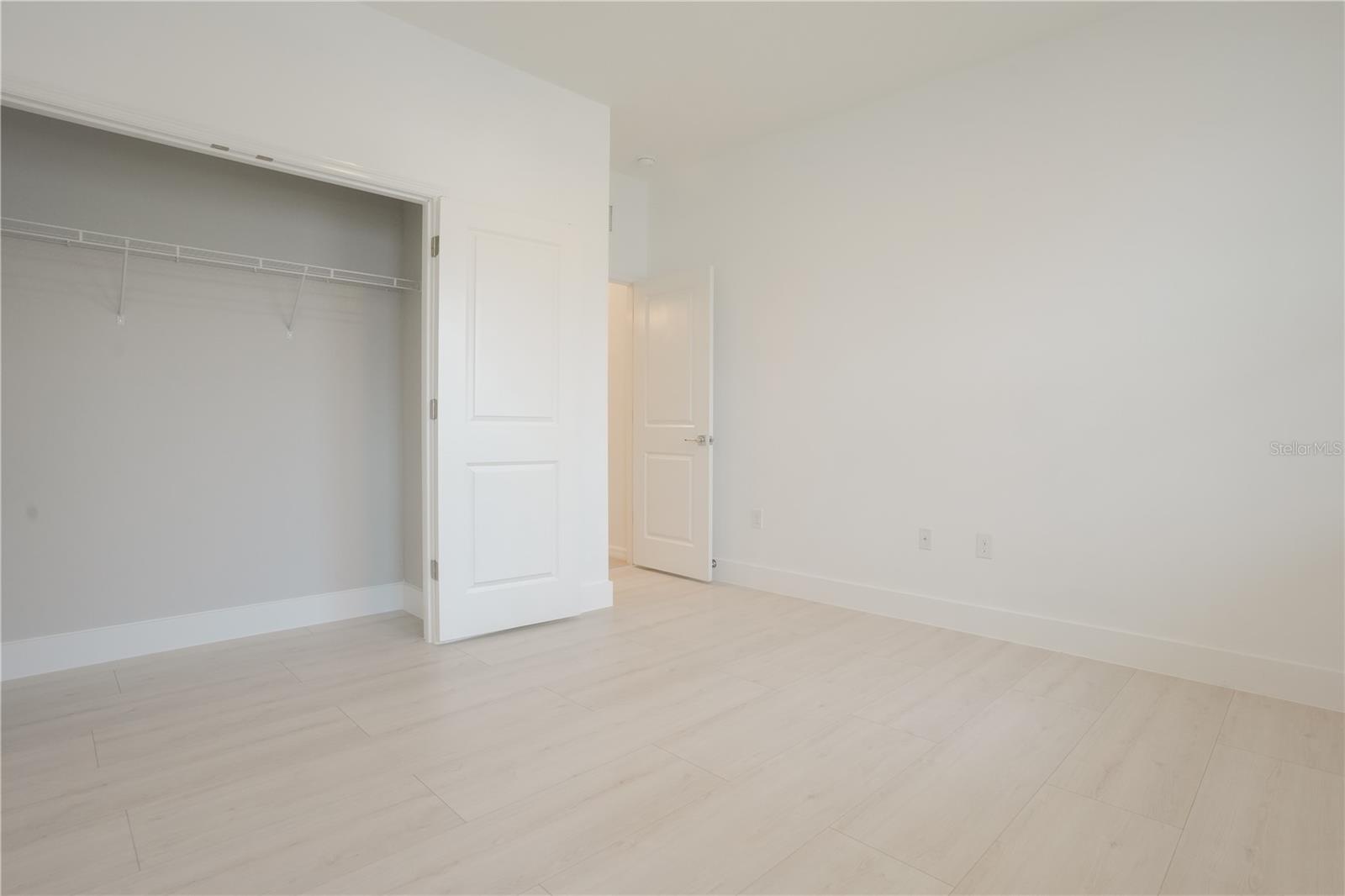 LANDING PH 1 - Residential