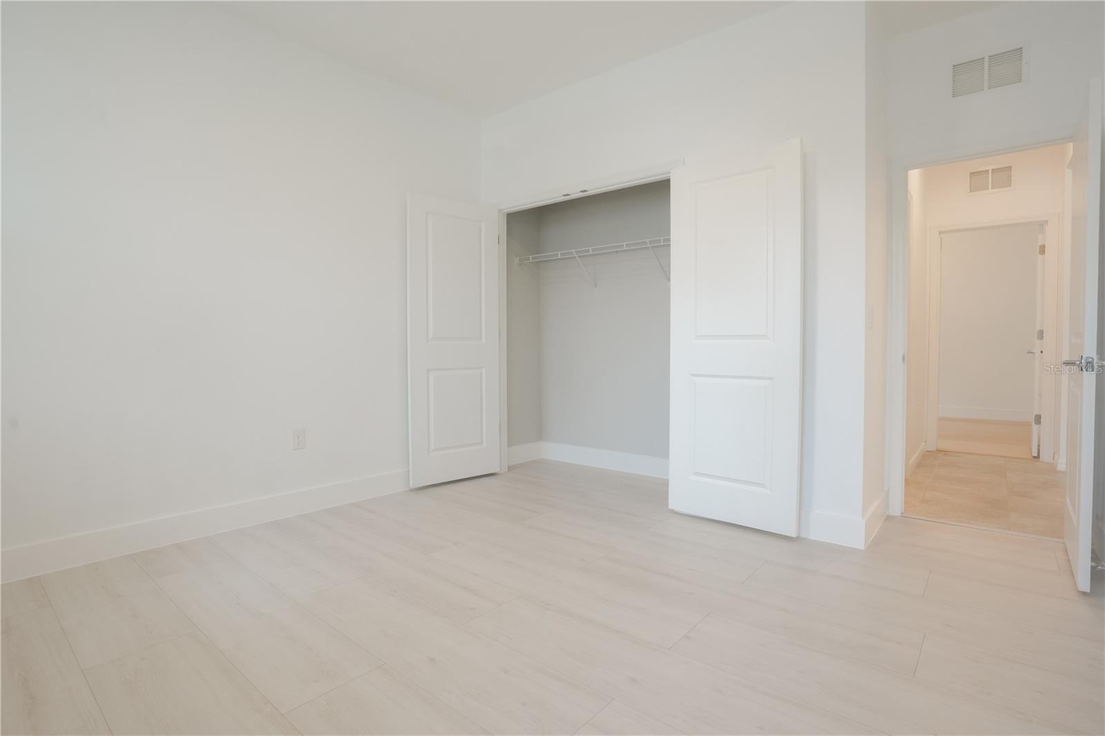 LANDING PH 1 - Residential