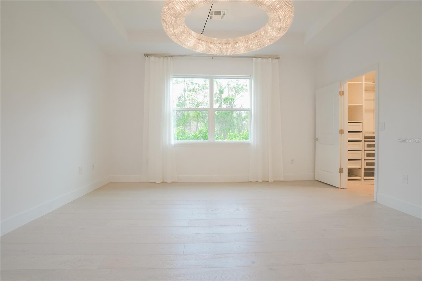 LANDING PH 1 - Residential