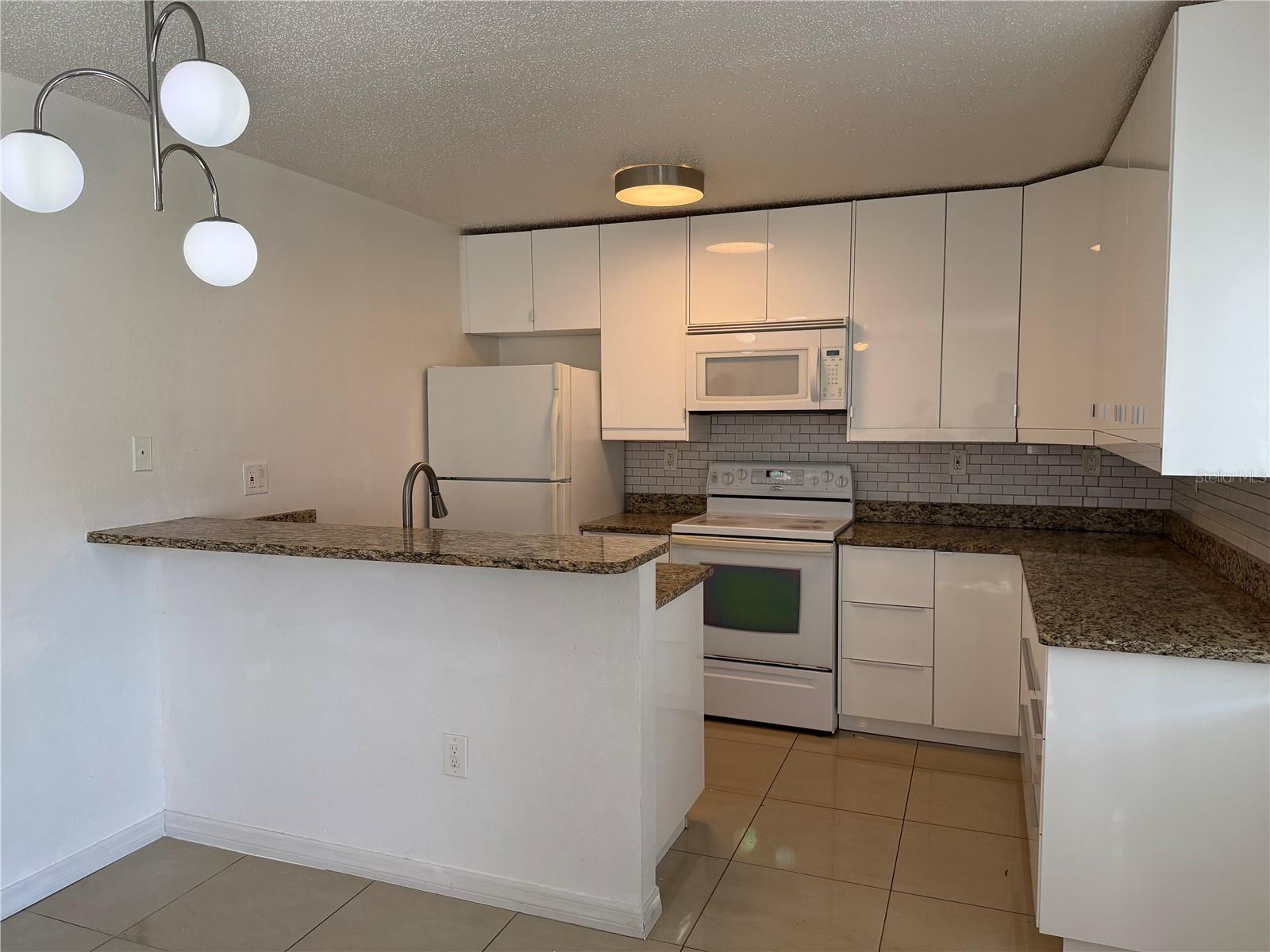 EASTWOOD PINES - Residential Lease