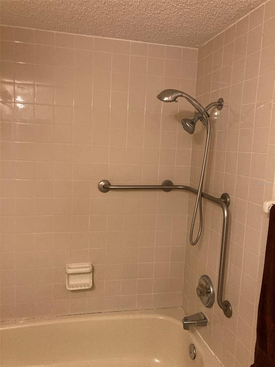 TERRACE PARK OF FIVE TOWNS - Residential