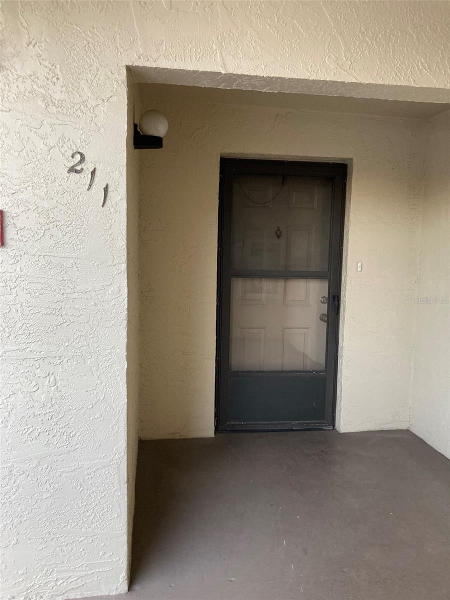 8198 TERRACE GARDEN DRIVE N 211