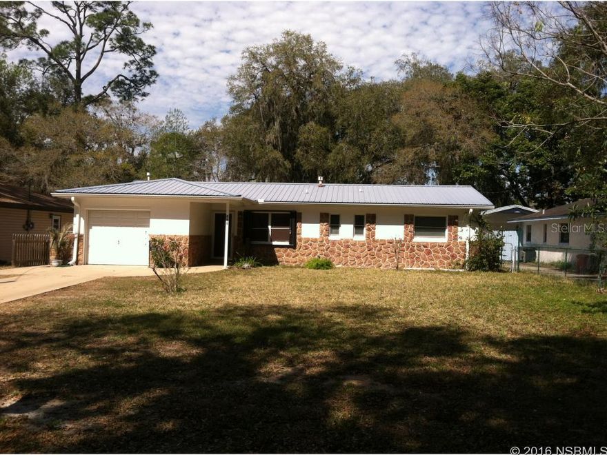 4/1.5/1 for rent available 4/1/16. Visit www.newsmyrnabeachprops.com to complete an application.