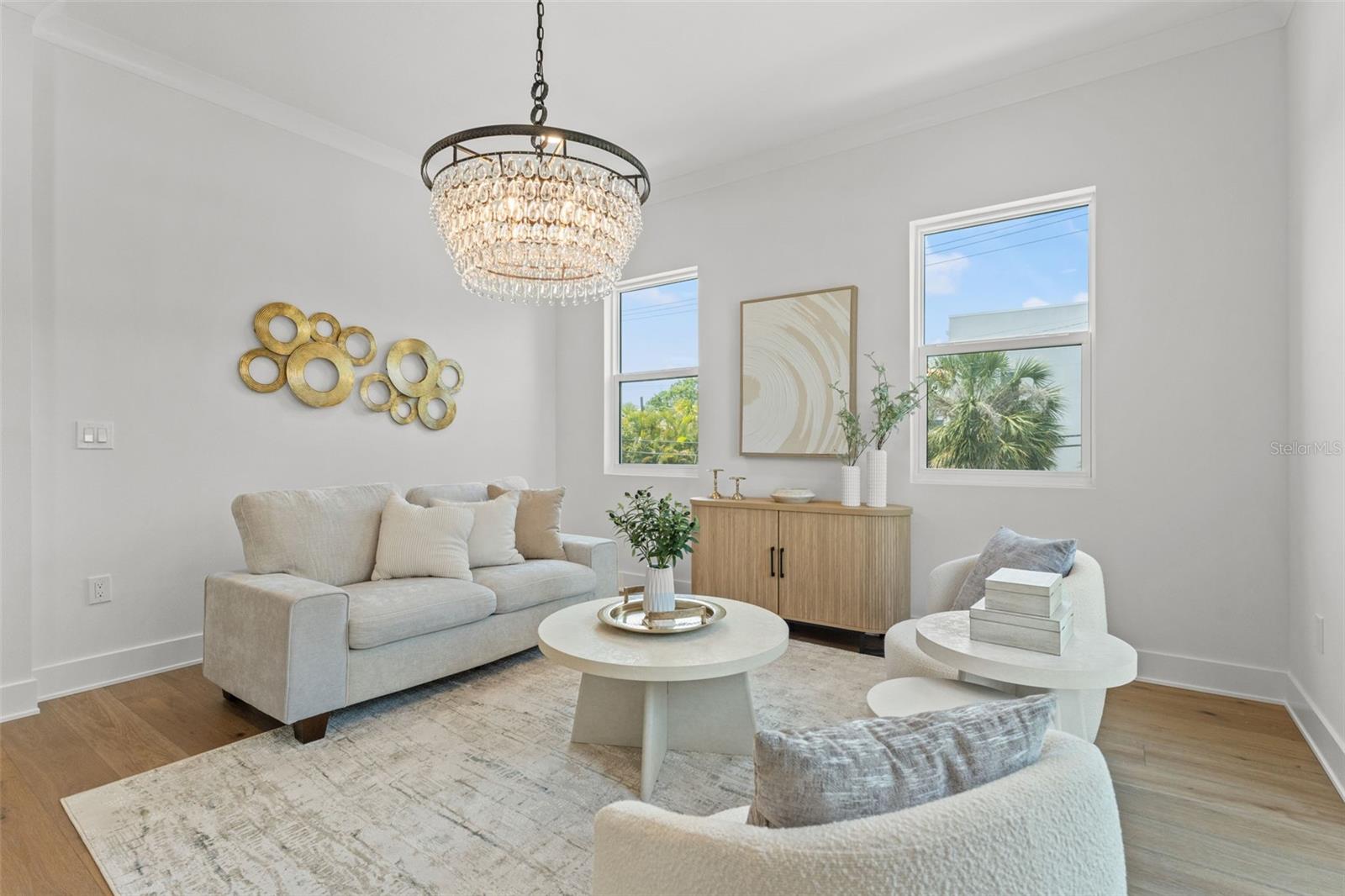 500 E DAVIS BOULEVARD