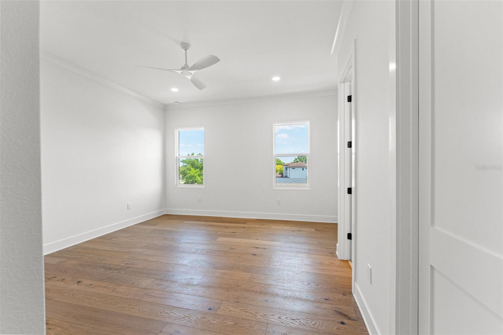 DAVIS ISLANDS PB10 PG52 TO 57 - Residential Lease