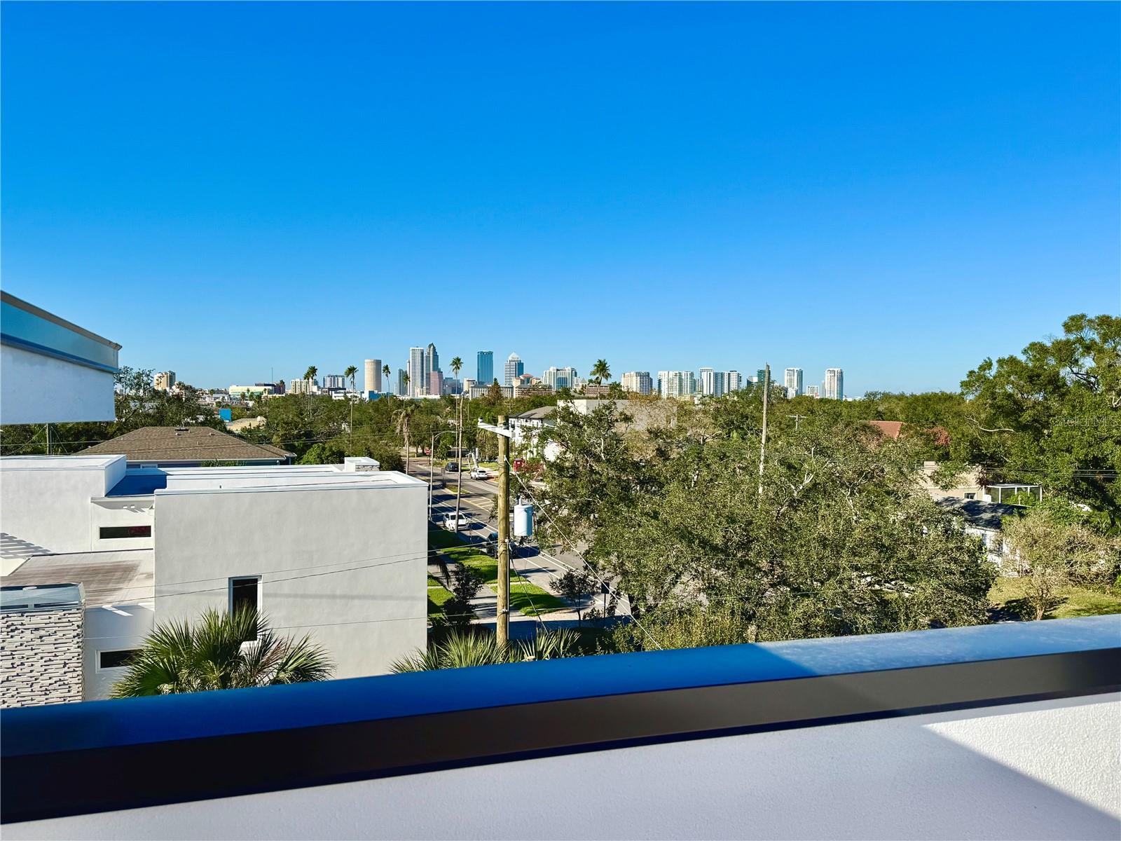 DAVIS ISLANDS PB10 PG52 TO 57 - Residential Lease