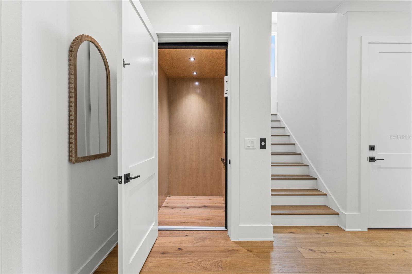 DAVIS ISLANDS PB10 PG52 TO 57 - Residential Lease