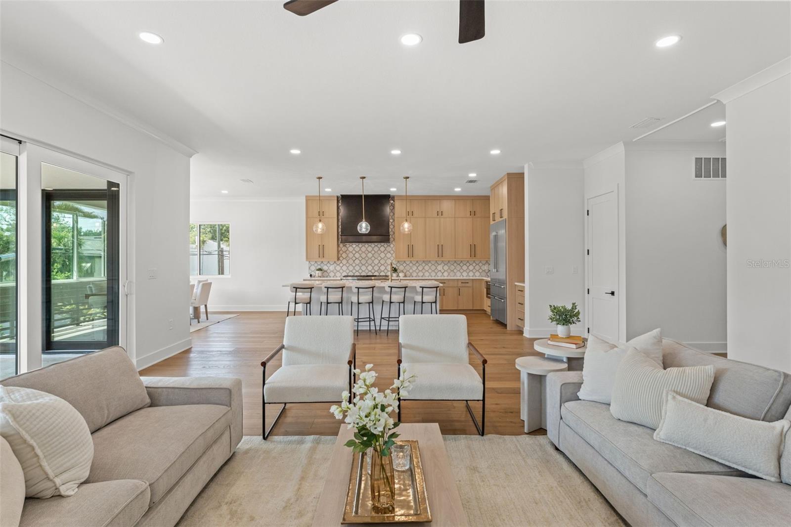 DAVIS ISLANDS PB10 PG52 TO 57 - Residential Lease