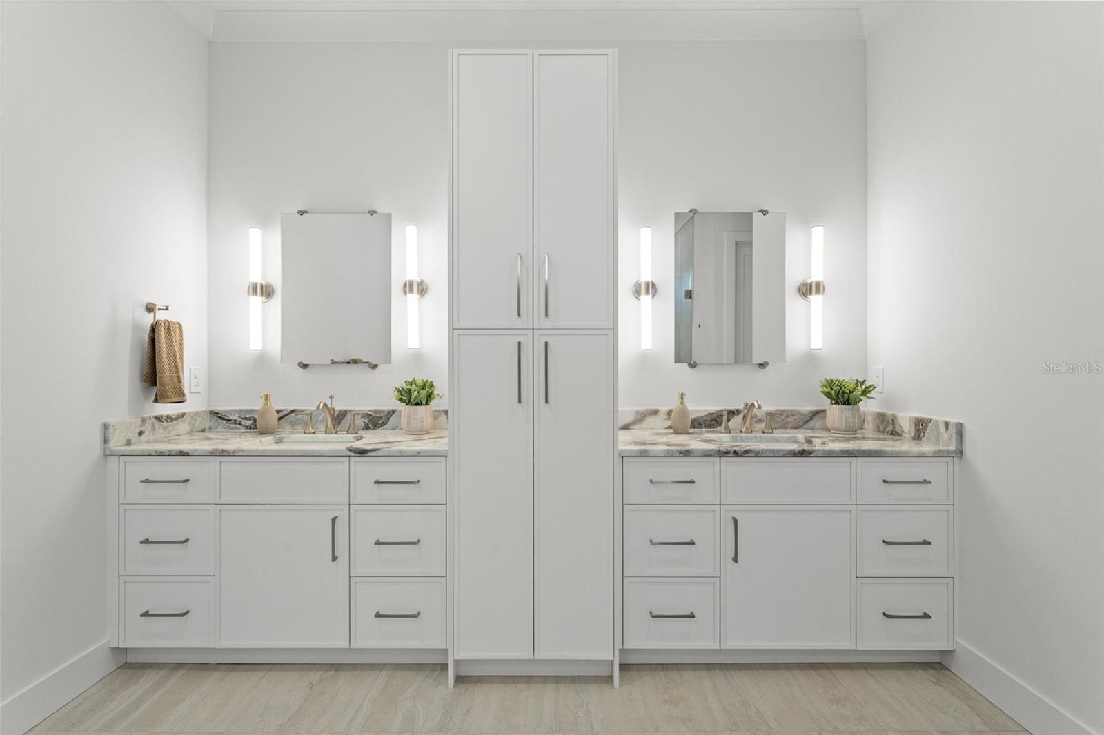 DAVIS ISLANDS PB10 PG52 TO 57 - Residential Lease