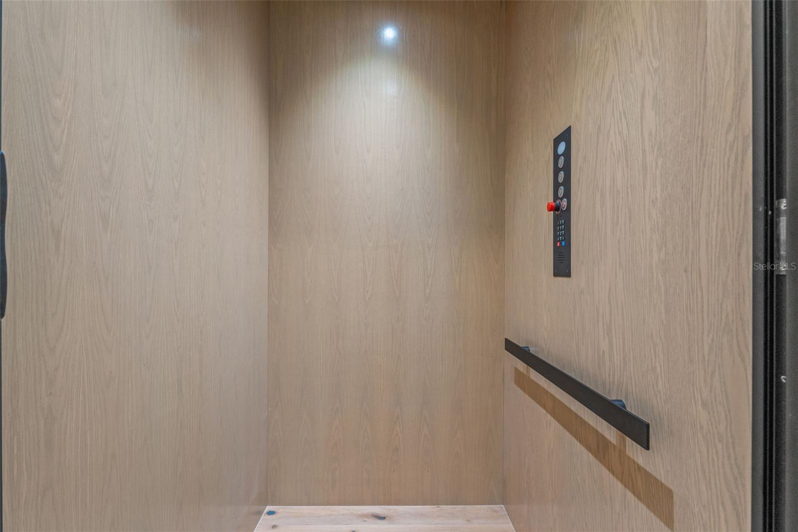 DAVIS ISLANDS PB10 PG52 TO 57 - Residential Lease