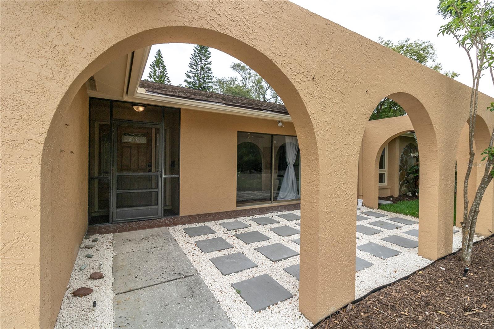 30 PINETREE COURT