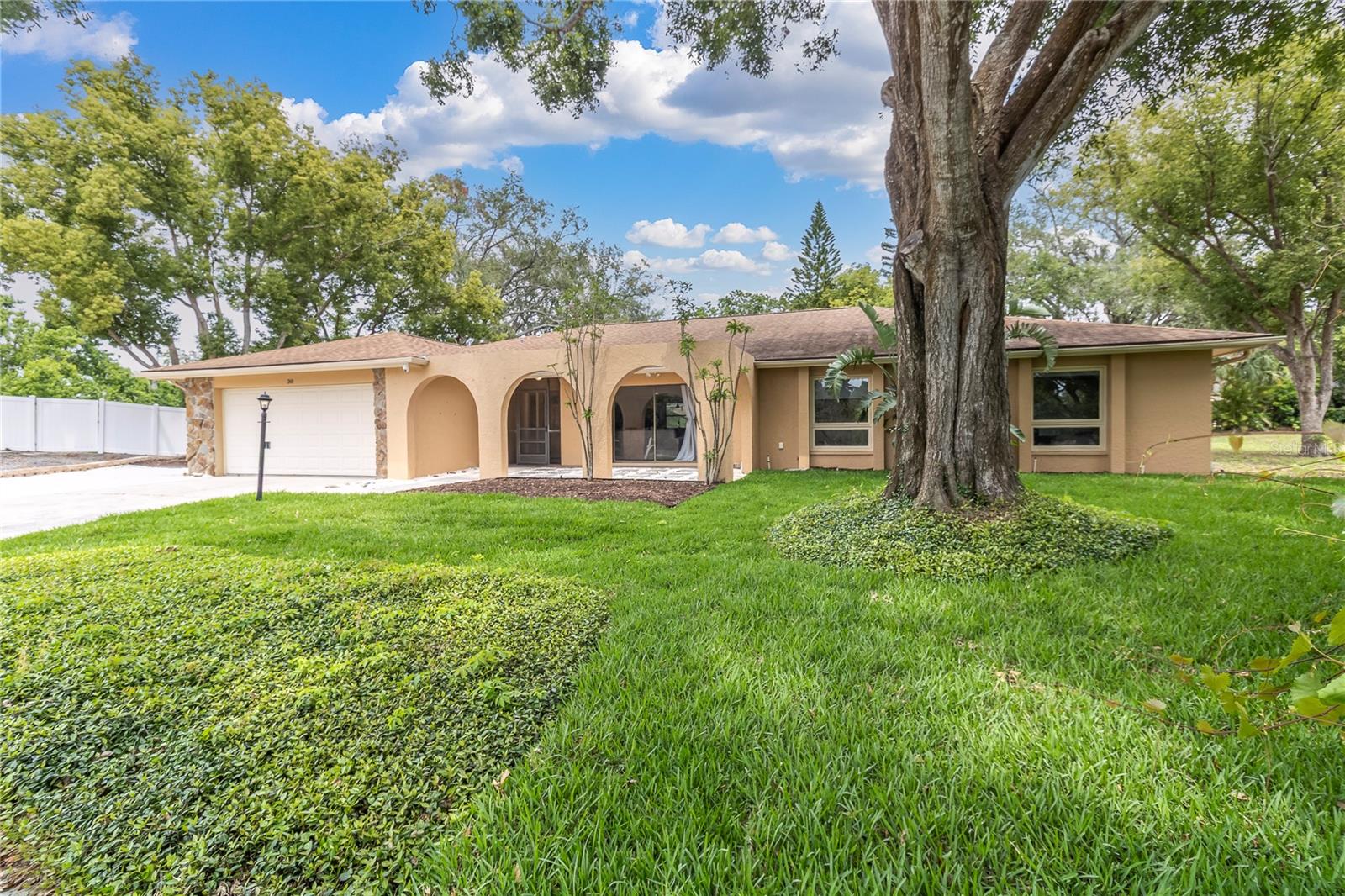 30 PINETREE COURT