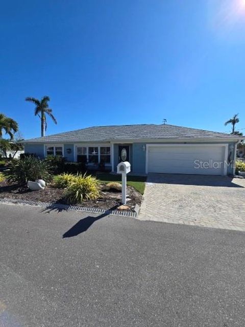 A home in LONGBOAT KEY