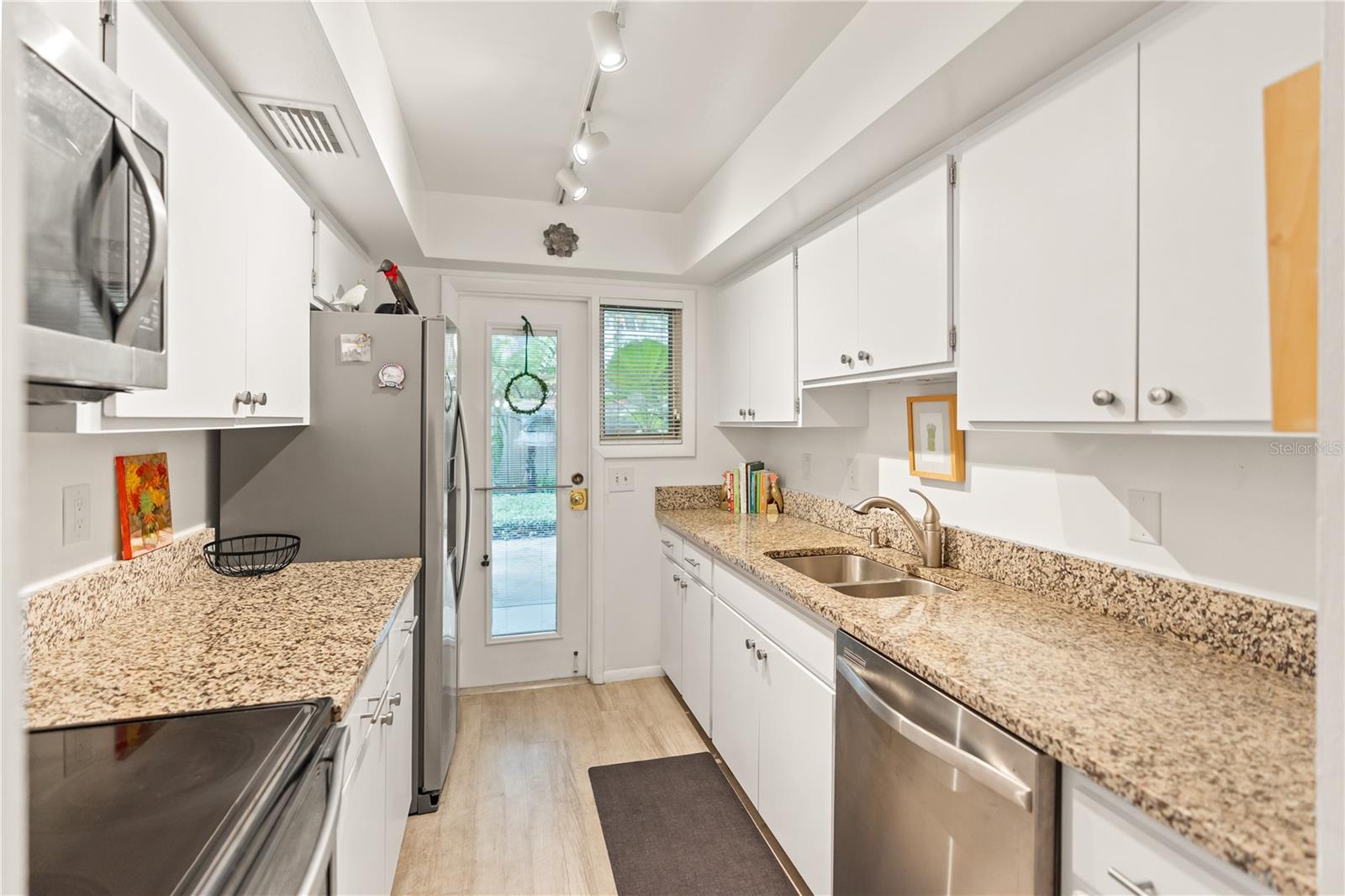 ALMERIA - Residential