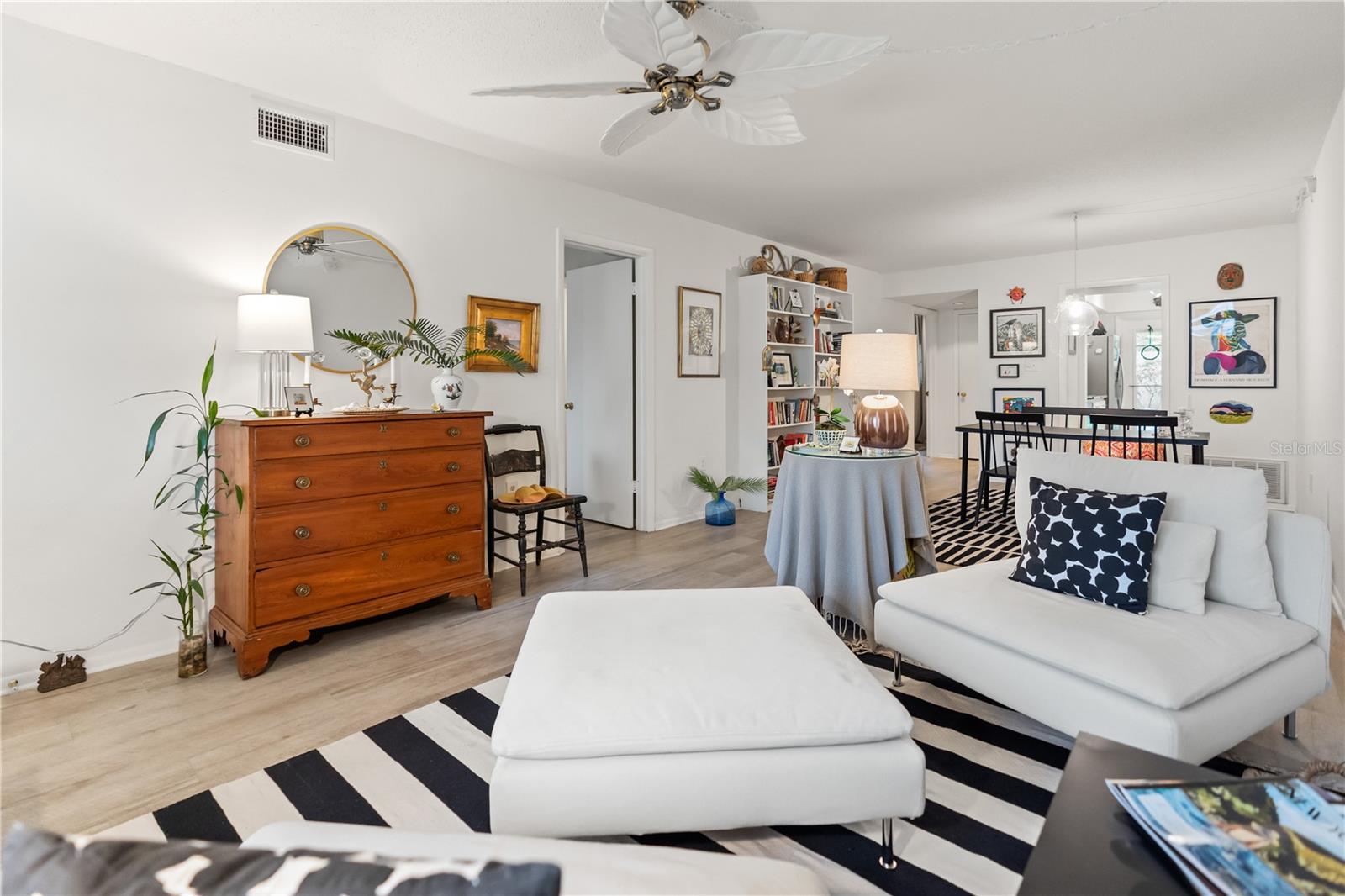 ALMERIA - Residential