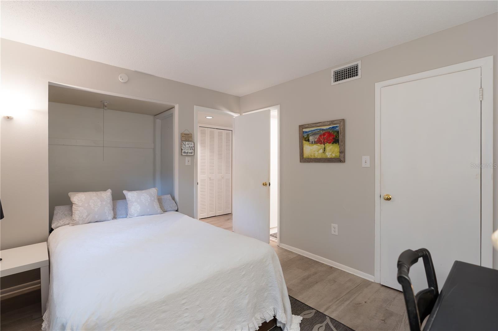 ALMERIA - Residential