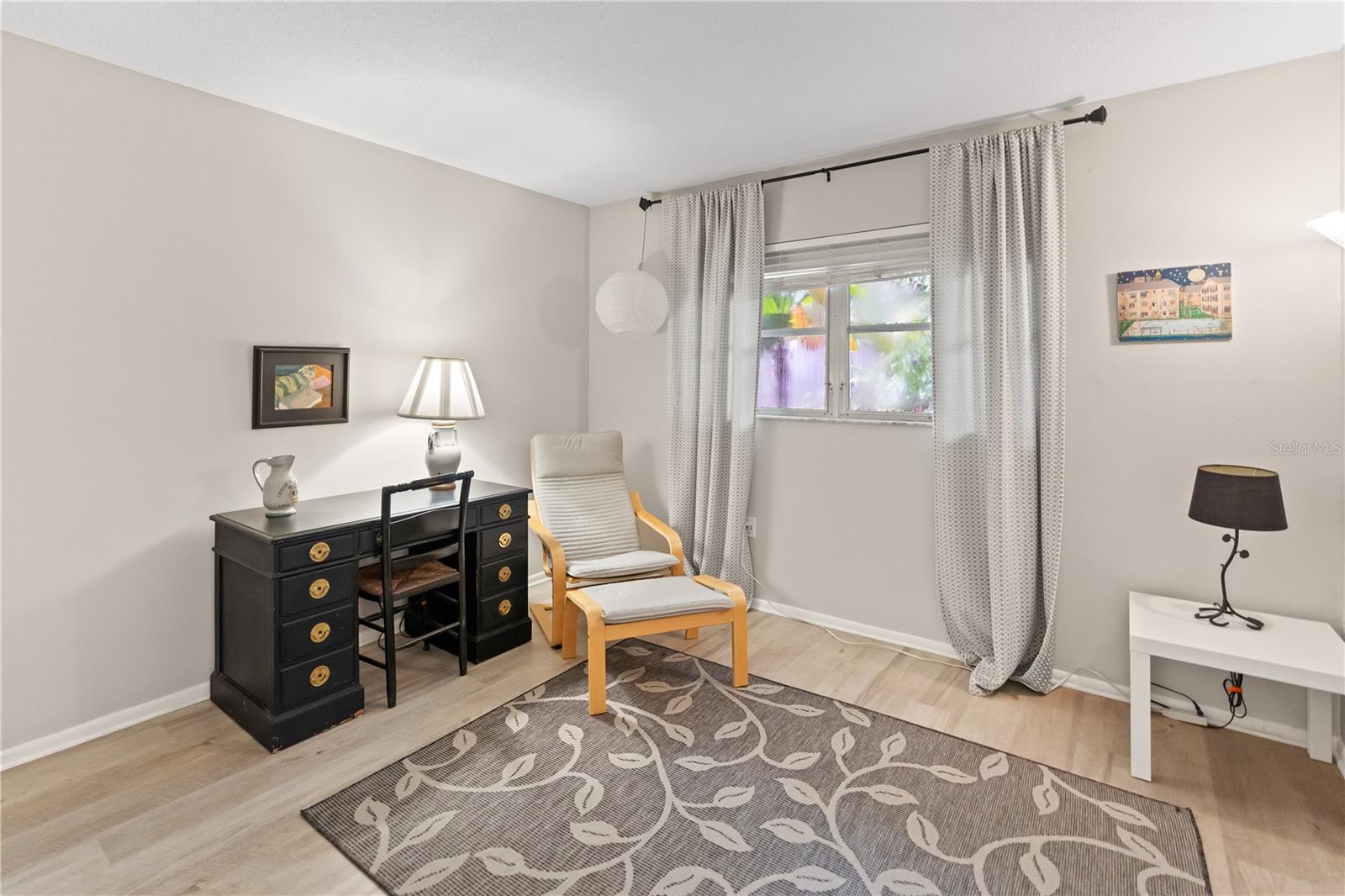 ALMERIA - Residential