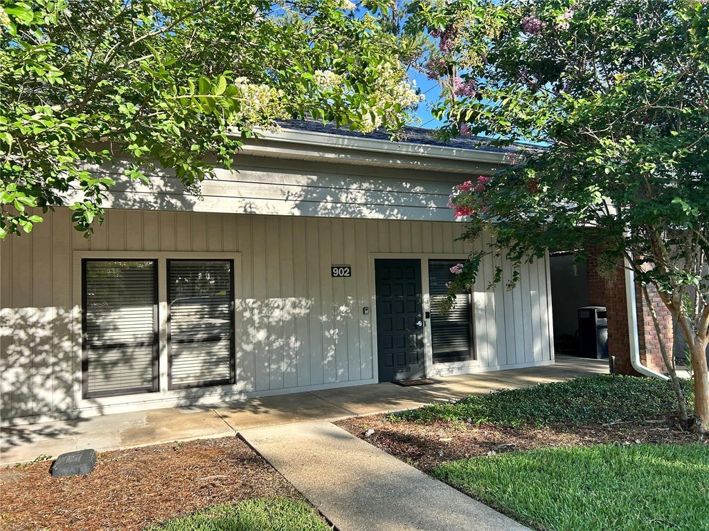 Photo of 2100 SE 17th Street #902, Ocala, FL 34471 (MLS # OM730742)