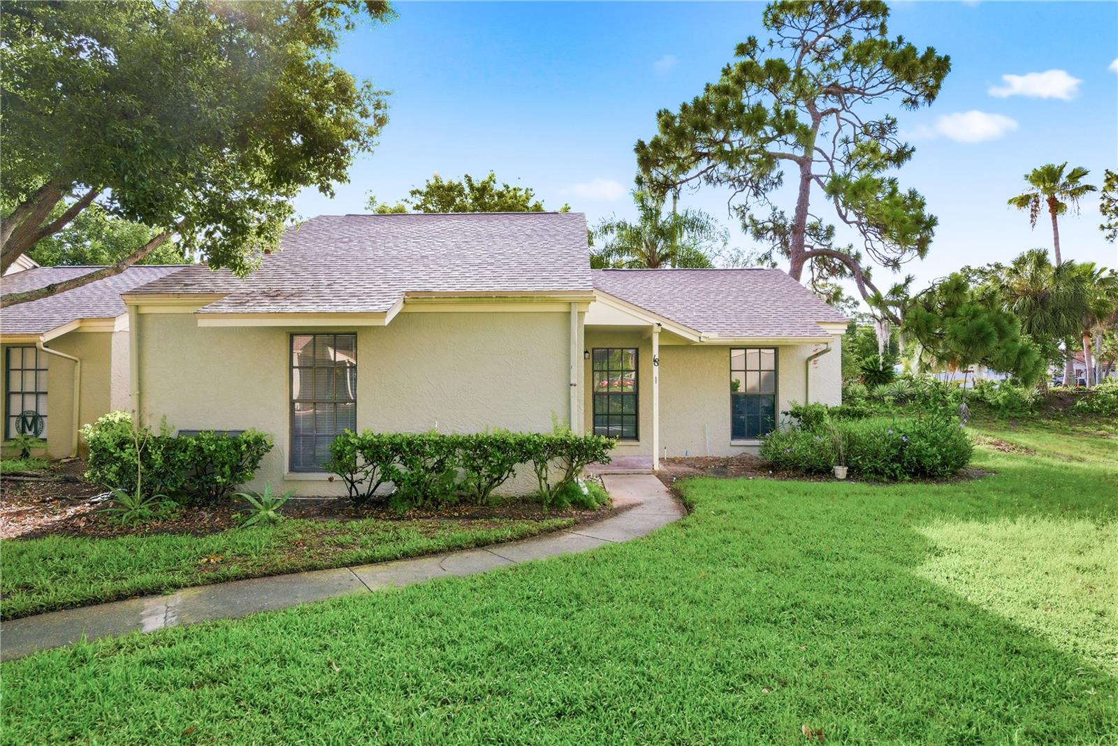 18 WINDRUSH BAY DRIVE