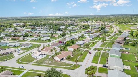 A home in PORT CHARLOTTE