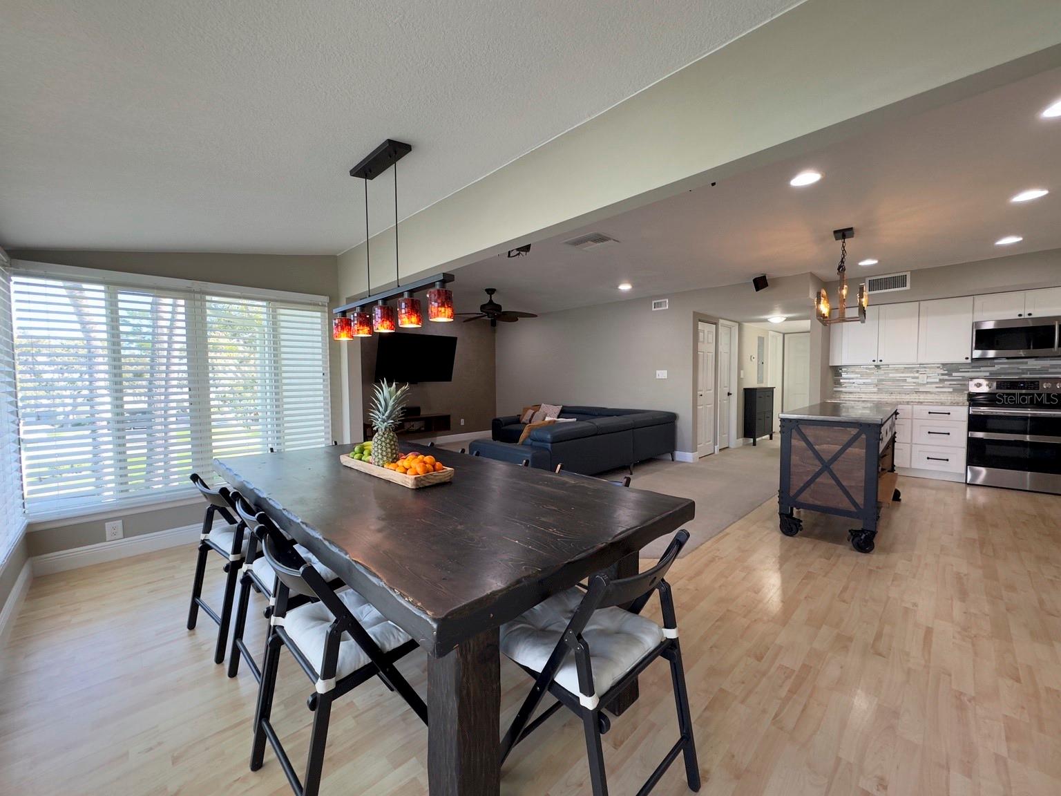 FAIRWAYS CONDOMINIUM - Residential