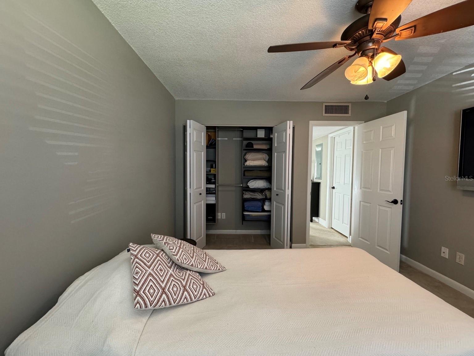 FAIRWAYS CONDOMINIUM - Residential