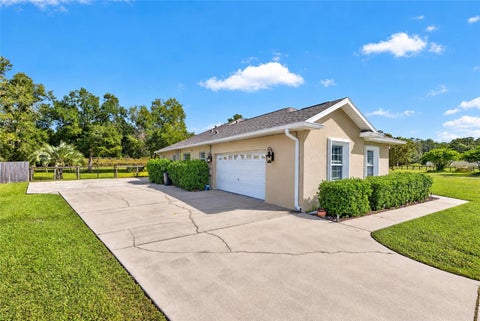 Tiny photo for 340 NW 113th Circle, Ocala, FL 34482 (MLS # O6453292)
