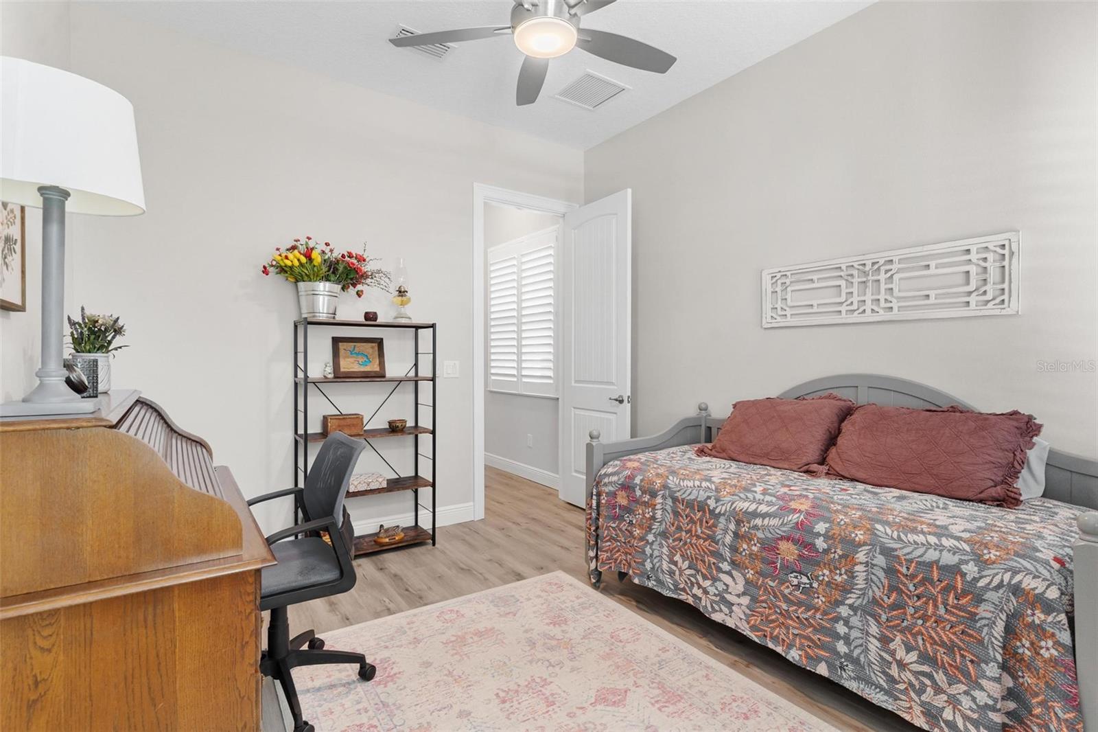 HARBOR HILLS - Residential