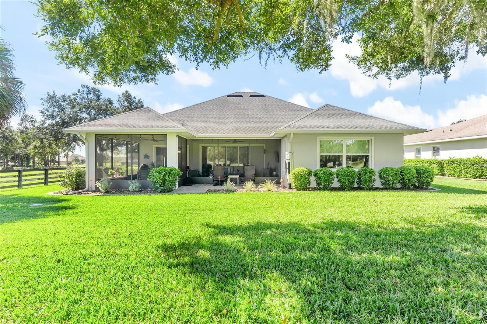 HARBOR HILLS - Residential