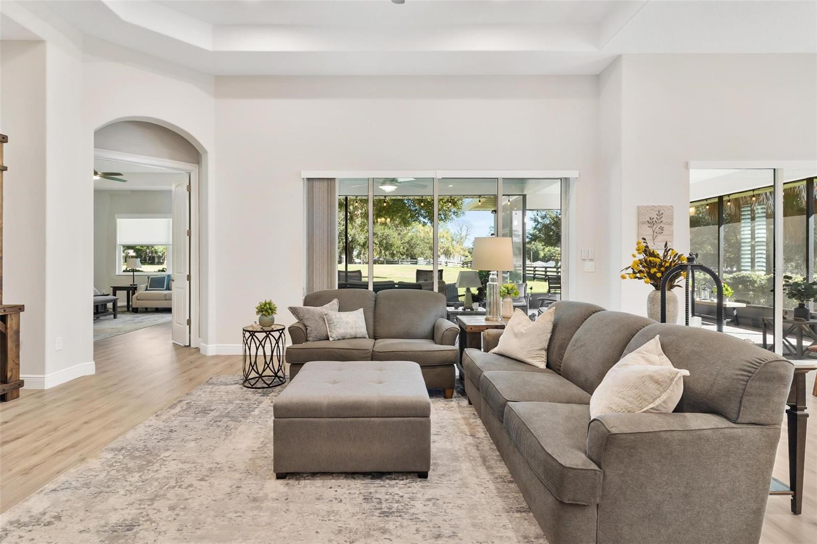 HARBOR HILLS - Residential