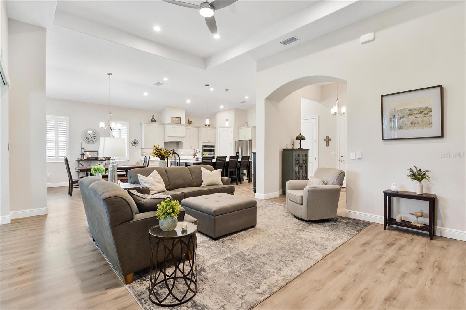 HARBOR HILLS - Residential