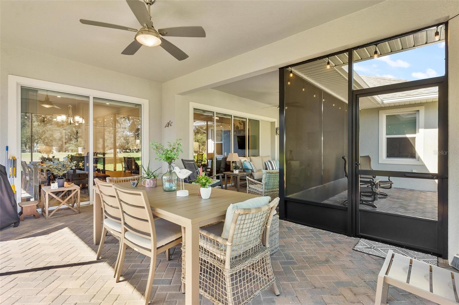 HARBOR HILLS - Residential