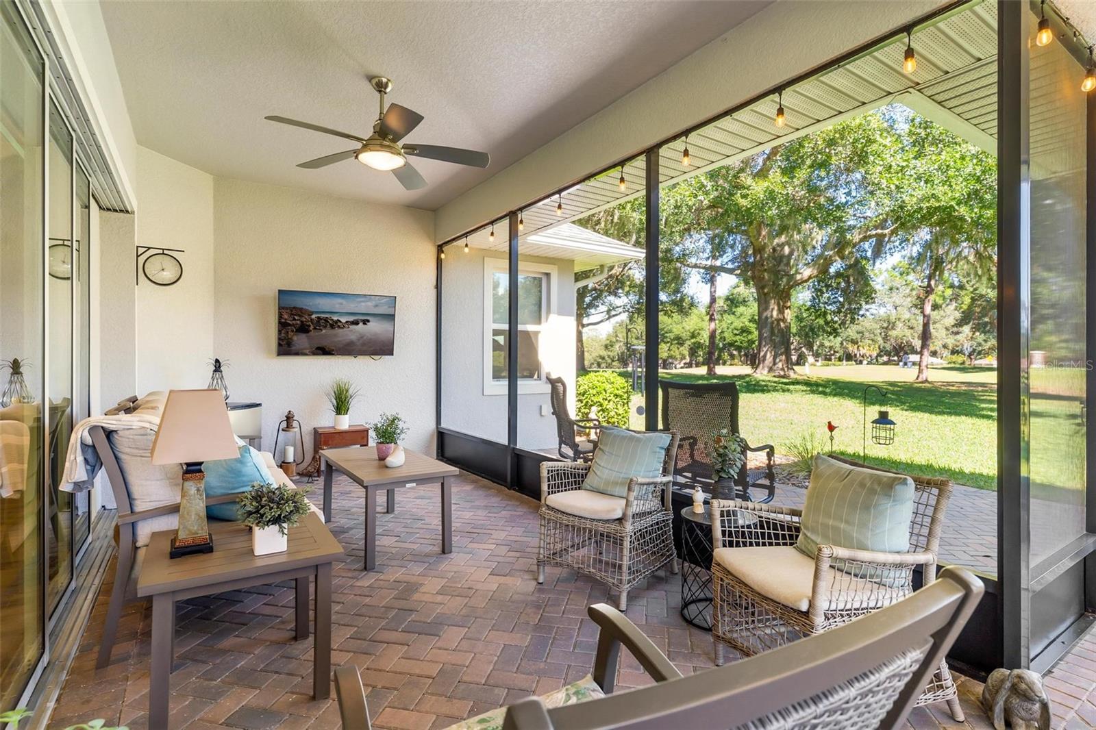 HARBOR HILLS - Residential